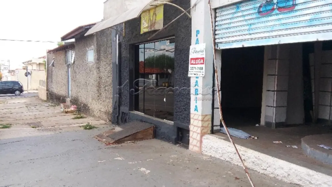 Casa com 2 quartos à venda, 194m2 em Centro, Itapetininga - SP - imagem 3 Foto 3 de Casa com 2 quartos à venda, 194m2 em Centro, Itapetininga - SP