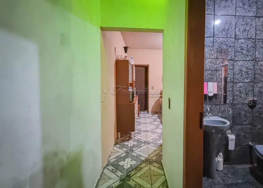 Casa com 1 quarto à venda, 77m2 em Jardim Casa Grande, Itapetininga - SP - imagem 4 Foto 4 de Casa com 1 quarto à venda, 77m2 em Jardim Casa Grande, Itapetininga - SP