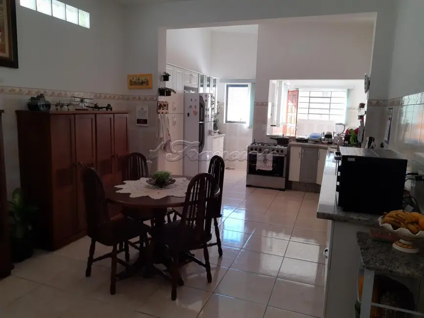 Casa com 3 quartos à venda, 472m2 em Vila Nova, Itapetininga - SP - imagem 8 Foto 8 de Casa com 3 quartos à venda, 472m2 em Vila Nova, Itapetininga - SP