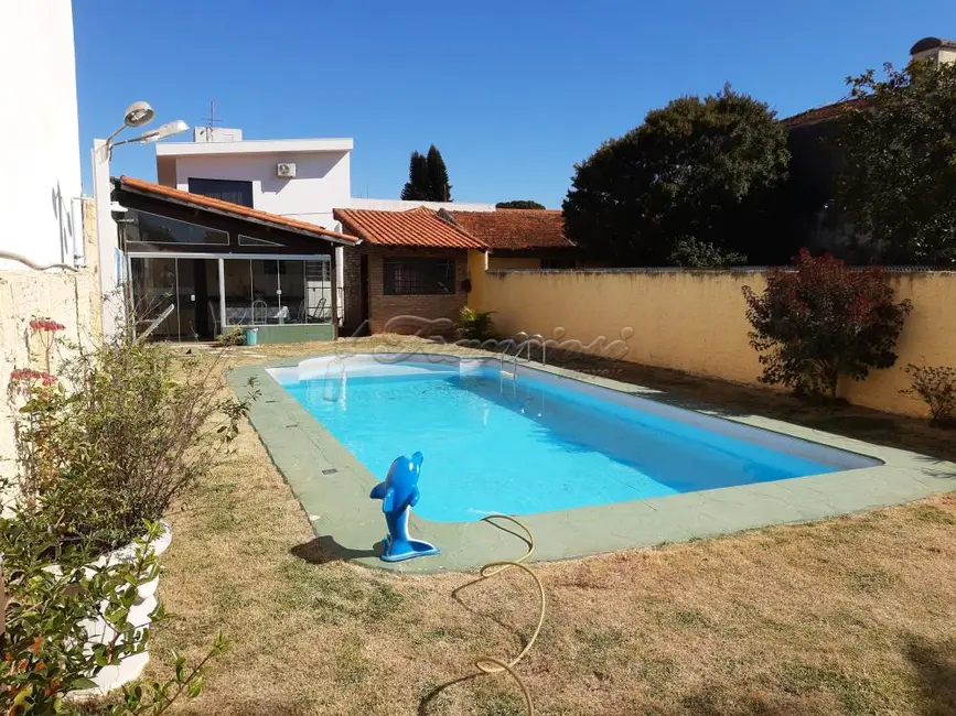 Foto 21 de Casa com 3 quartos à venda, 472m2 em Vila Nova, Itapetininga - SP