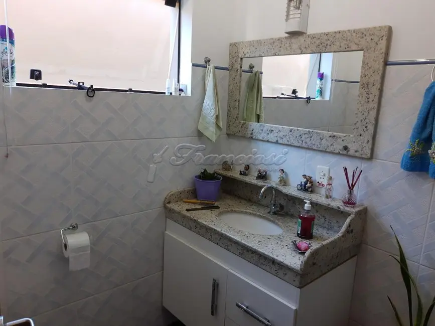 Casa com 3 quartos à venda, 472m2 em Vila Nova, Itapetininga - SP - imagem 6 Foto 6 de Casa com 3 quartos à venda, 472m2 em Vila Nova, Itapetininga - SP
