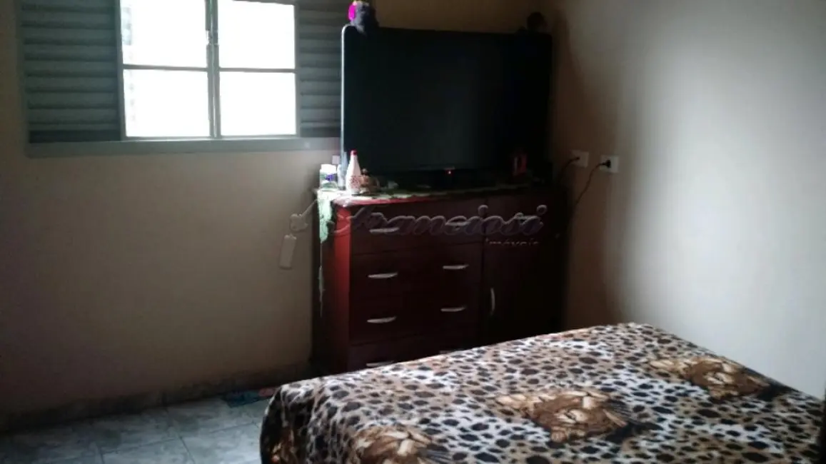 Casa com 3 quartos à venda, 243m2 em Jardim Bela Vista, Itapetininga - SP - imagem 4 Foto 4 de Casa com 3 quartos à venda, 243m2 em Jardim Bela Vista, Itapetininga - SP