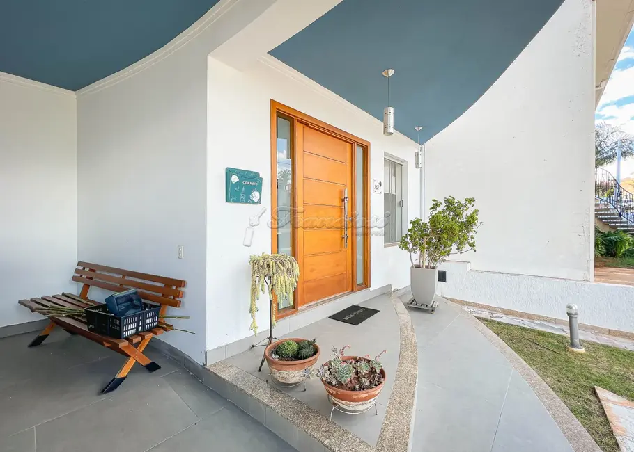 Foto 1 de Casa de Condomínio com 3 quartos à venda, 397m2 em Jardim Marabá, Itapetininga - SP