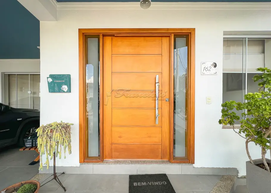 Foto 2 de Casa de Condomínio com 3 quartos à venda, 397m2 em Jardim Marabá, Itapetininga - SP