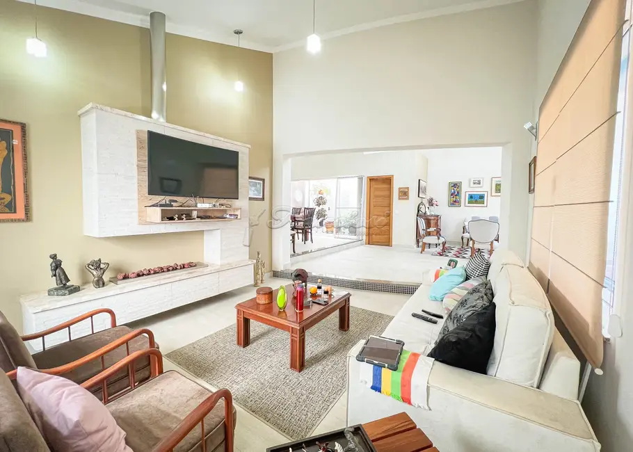 Casa de Condomínio com 3 quartos à venda, 397m2 em Jardim Marabá, Itapetininga - SP - imagem 8 Foto 8 de Casa de Condomínio com 3 quartos à venda, 397m2 em Jardim Marabá, Itapetininga - SP