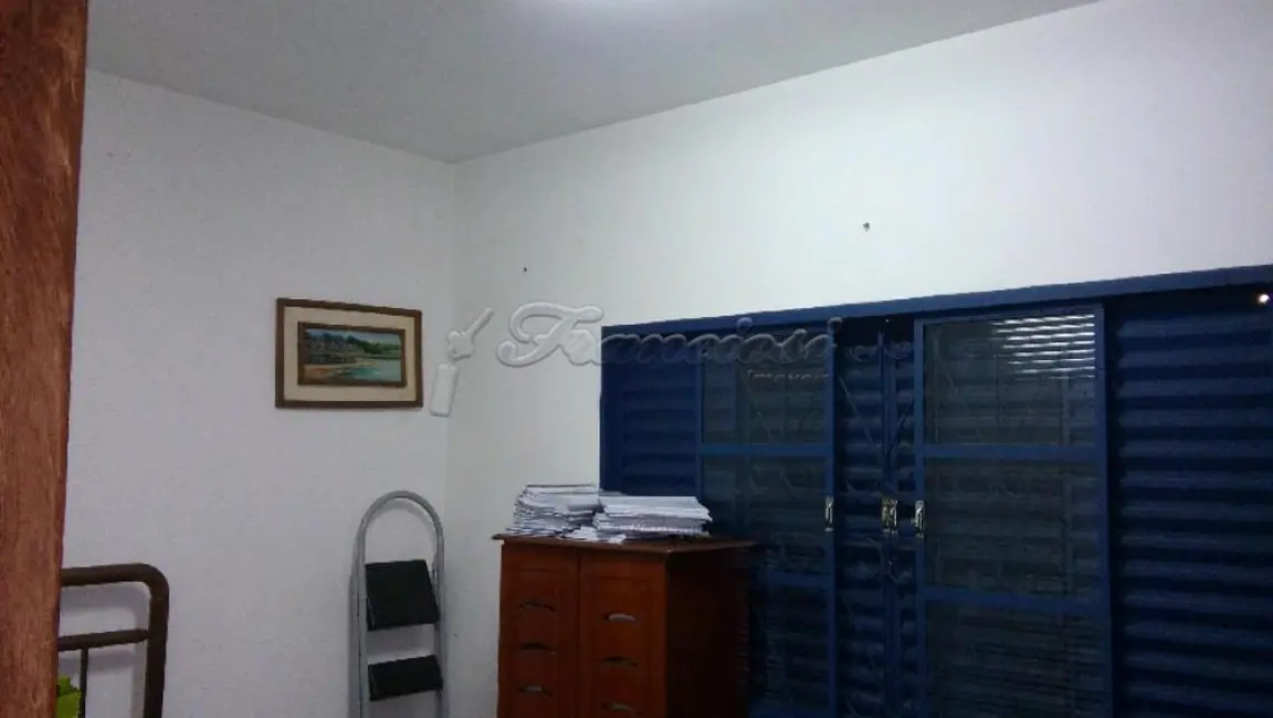 Casa com 3 quartos à venda, 129m2 em Vila Carolina, Itapetininga - SP - imagem 5 Foto 5 de Casa com 3 quartos à venda, 129m2 em Vila Carolina, Itapetininga - SP