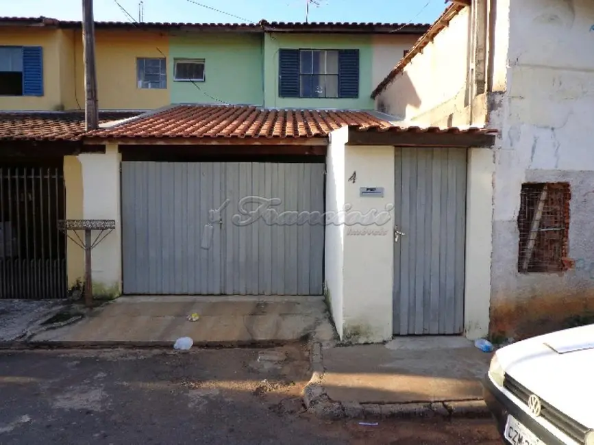 Foto 1 de Casa com 2 quartos à venda, 98m2 em Conjunto Habitacional Itapetininga F3, Itapetininga - SP