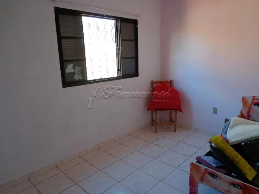 Foto 3 de Casa com 2 quartos à venda, 98m2 em Conjunto Habitacional Itapetininga F3, Itapetininga - SP