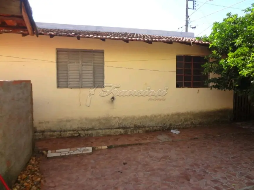 Foto 9 de Casa com 2 quartos à venda, 160m2 em Centro, Itapetininga - SP