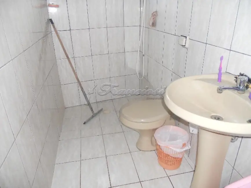 Casa com 2 quartos à venda, 214m2 em Itapetininga - SP - imagem 7 Foto 7 de Casa com 2 quartos à venda, 214m2 em Itapetininga - SP