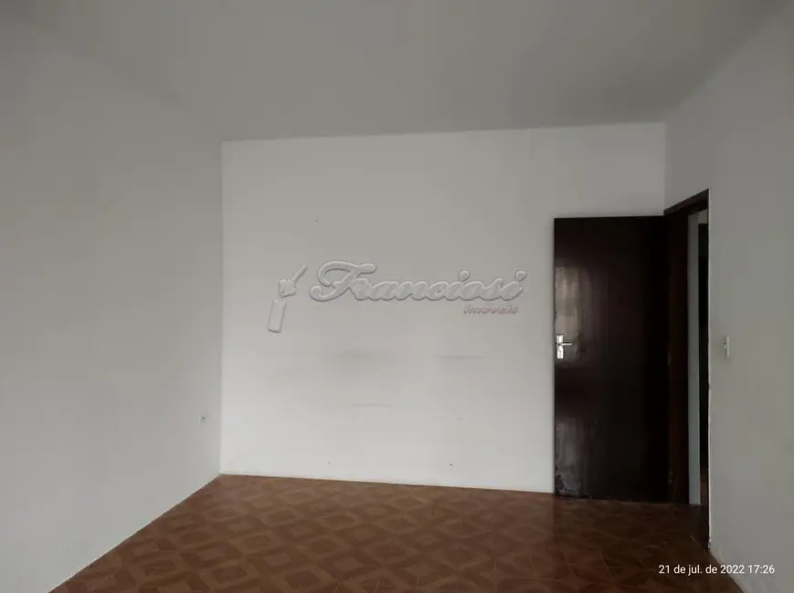 Casa com 2 quartos à venda, 109m2 em Vila Aurora, Itapetininga - SP - imagem 2 Foto 2 de Casa com 2 quartos à venda, 109m2 em Vila Aurora, Itapetininga - SP