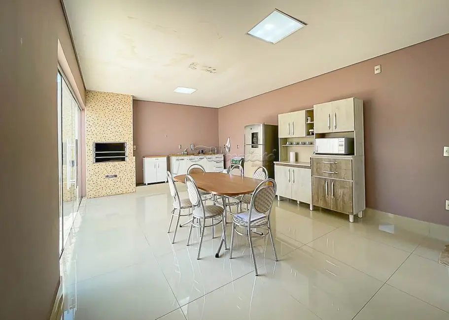 Foto 7 de Casa de Condomínio com 2 quartos à venda, 80m2 em Vila Prado, Itapetininga - SP