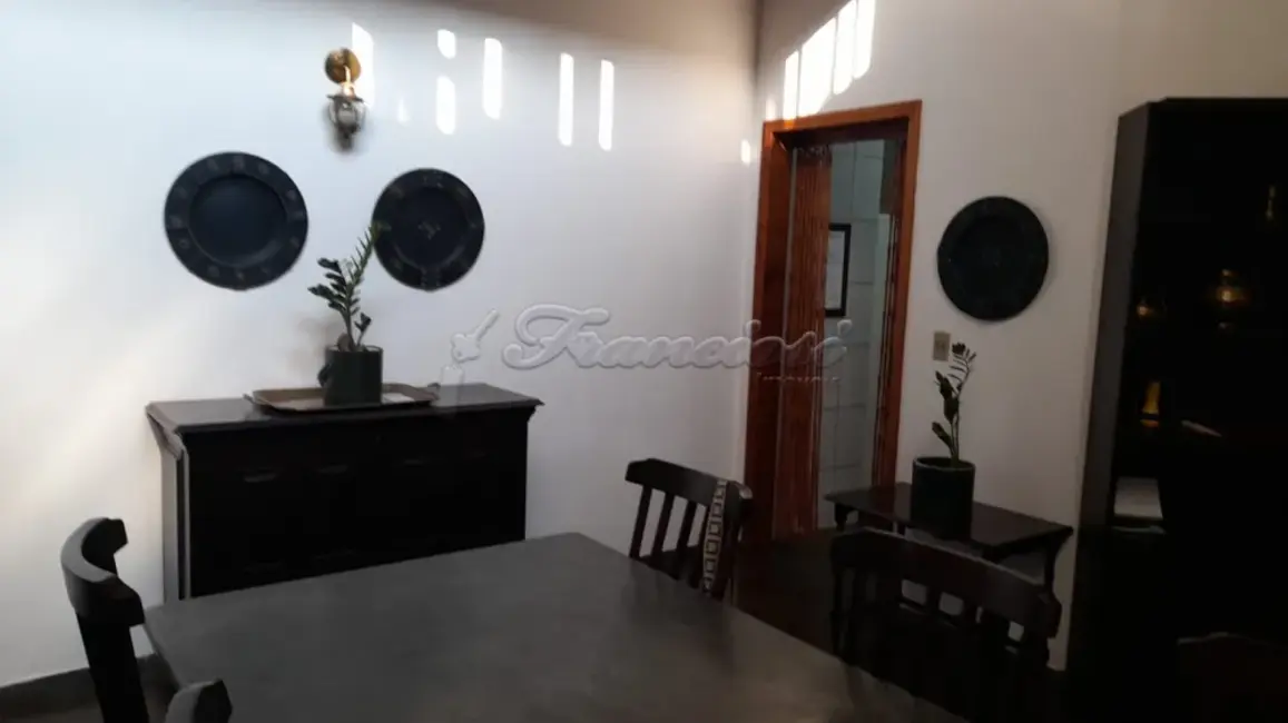 Casa de Condomínio com 4 quartos à venda, 349m2 em Paranapanema - SP - imagem 4 Foto 4 de Casa de Condomínio com 4 quartos à venda, 349m2 em Paranapanema - SP