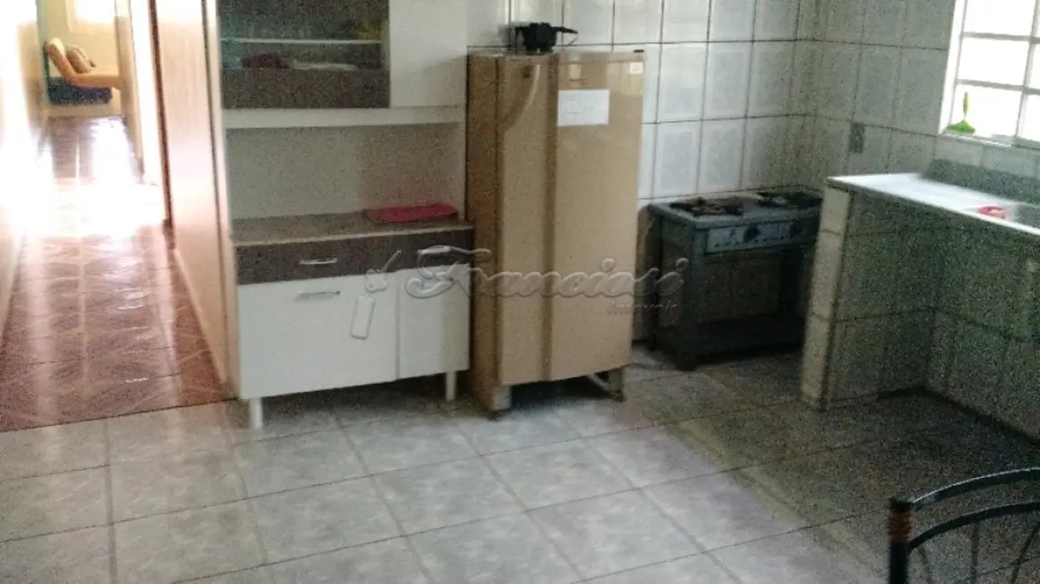 Foto 9 de Casa com 3 quartos à venda, 150m2 em Vila Mazzei, Itapetininga - SP