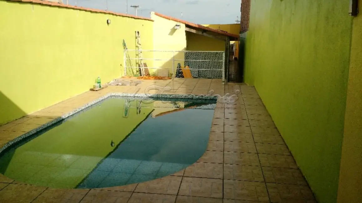 Foto 1 de Casa com 3 quartos à venda, 150m2 em Vila Mazzei, Itapetininga - SP