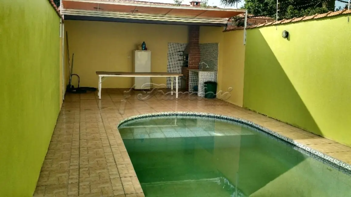Foto 3 de Casa com 3 quartos à venda, 150m2 em Vila Mazzei, Itapetininga - SP