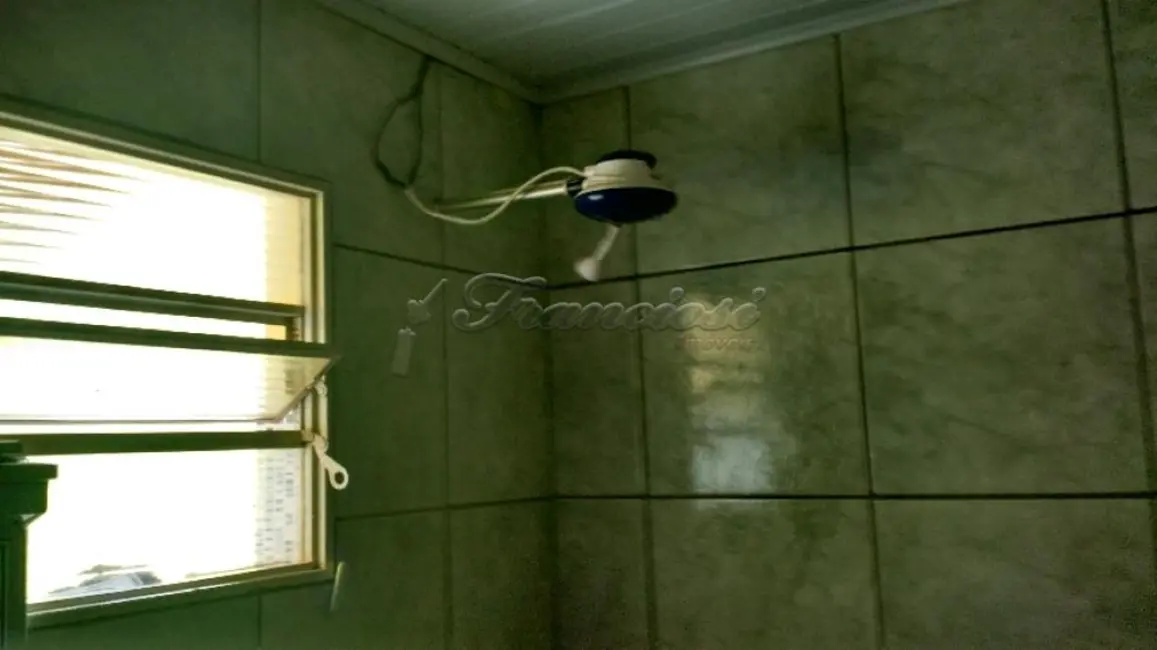 Foto 6 de Casa com 3 quartos à venda, 150m2 em Vila Mazzei, Itapetininga - SP