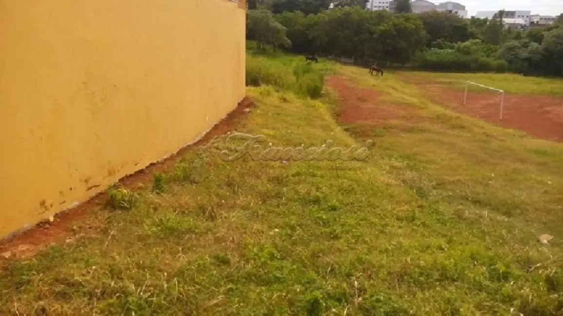 Foto 2 de Fazenda / Haras à venda, 3000m2 em Jardim Brasil, Itapetininga - SP