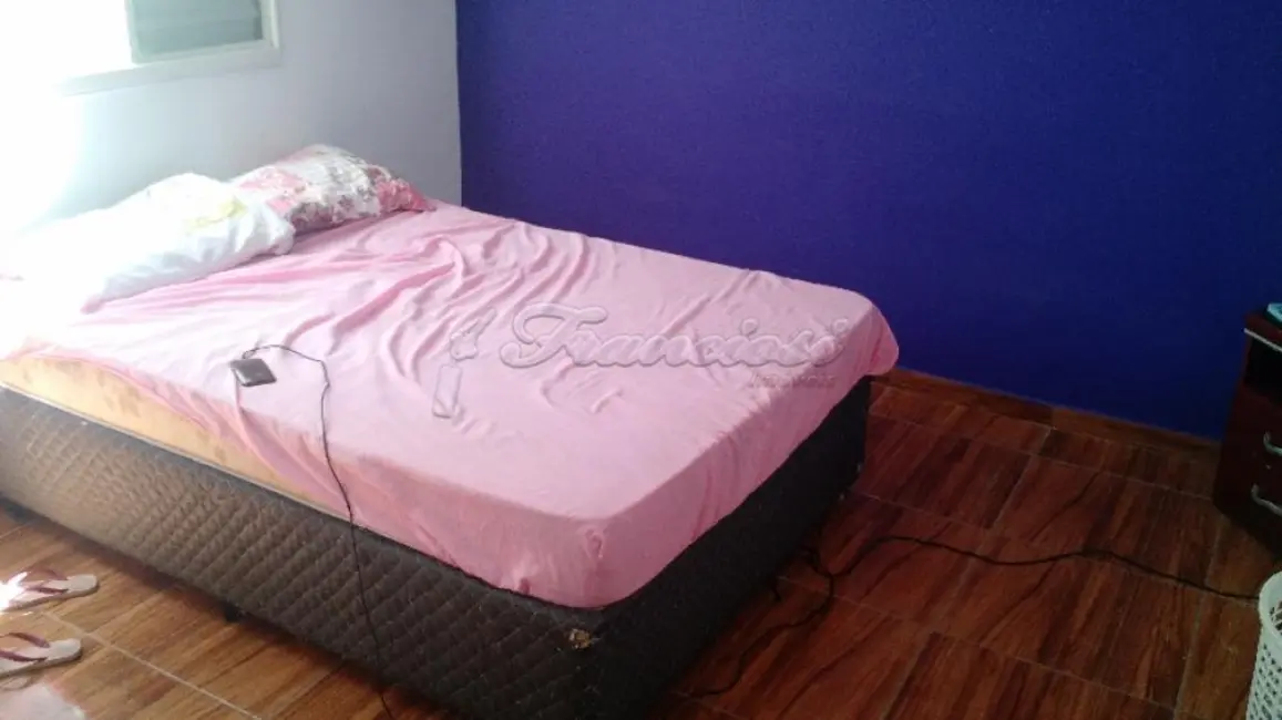 Casa com 4 quartos à venda, 183m2 em Vila Nova Itapetininga, Itapetininga - SP - imagem 5 Foto 5 de Casa com 4 quartos à venda, 183m2 em Vila Nova Itapetininga, Itapetininga - SP