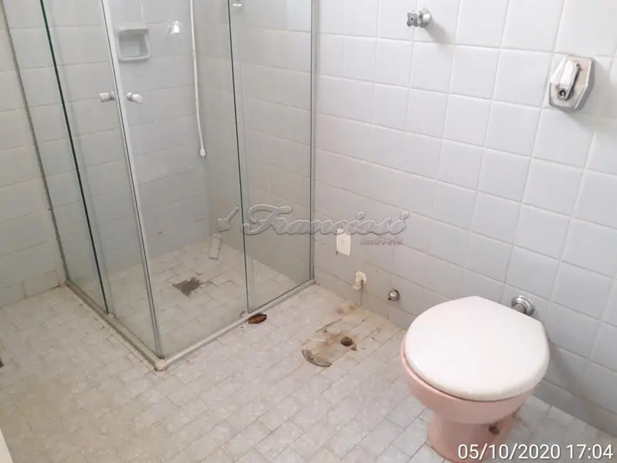 Casa com 3 quartos à venda, 333m2 em Centro, Itapetininga - SP - imagem 7 Foto 7 de Casa com 3 quartos à venda, 333m2 em Centro, Itapetininga - SP