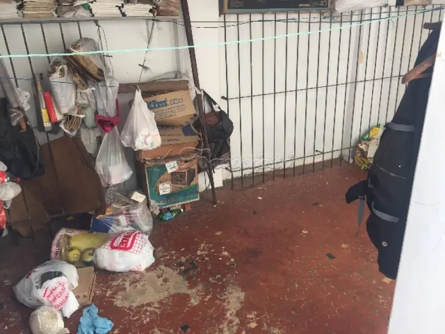 Casa com 4 quartos à venda, 260m2 em Centro, Itapetininga - SP - imagem 3 Foto 3 de Casa com 4 quartos à venda, 260m2 em Centro, Itapetininga - SP