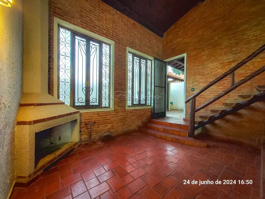Foto 2 de Casa com 3 quartos à venda, 300m2 em Itapetininga - SP