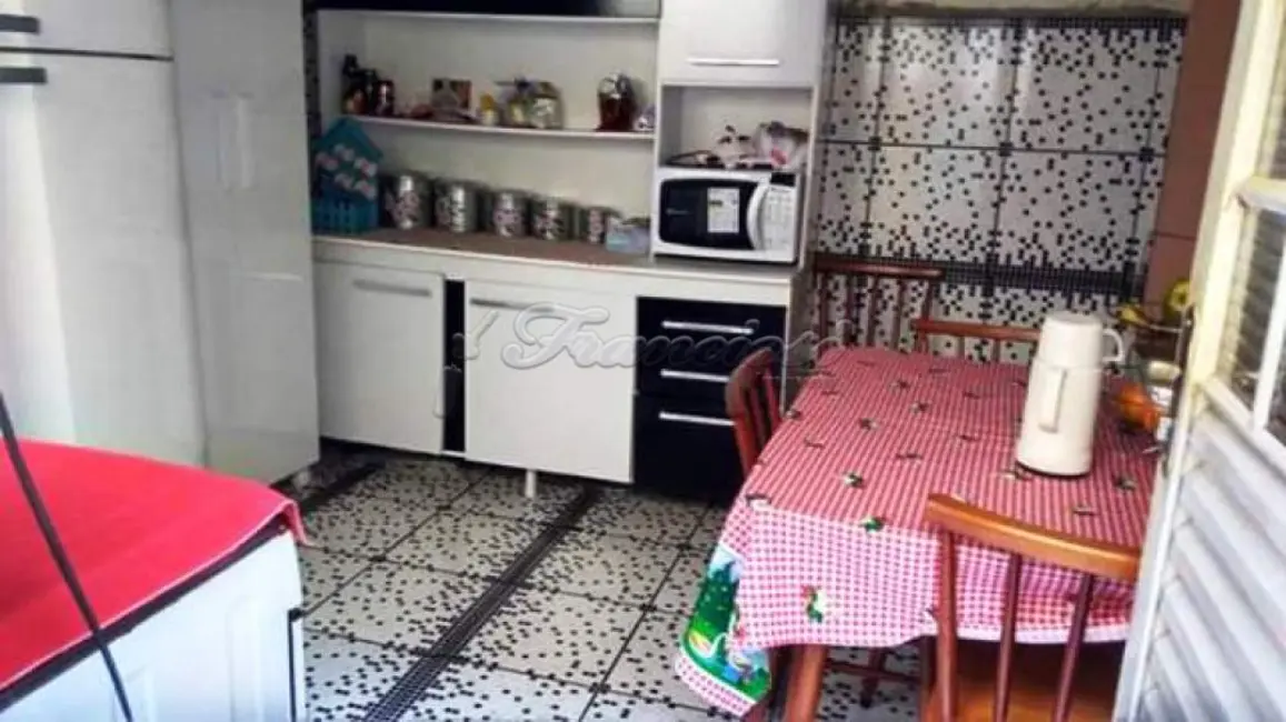 Casa com 3 quartos à venda, 150m2 em Vila Nova Itapetininga, Itapetininga - SP - imagem 2 Foto 2 de Casa com 3 quartos à venda, 150m2 em Vila Nova Itapetininga, Itapetininga - SP