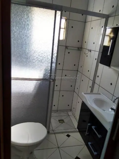 Casa com 3 quartos à venda, 150m2 em Vila Nova Itapetininga, Itapetininga - SP - imagem 6 Foto 6 de Casa com 3 quartos à venda, 150m2 em Vila Nova Itapetininga, Itapetininga - SP