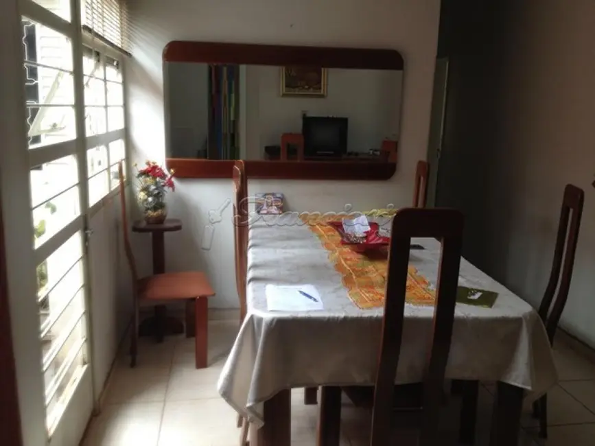 Foto 2 de Casa com 3 quartos à venda, 209m2 em Jardim Paulista, Itapetininga - SP