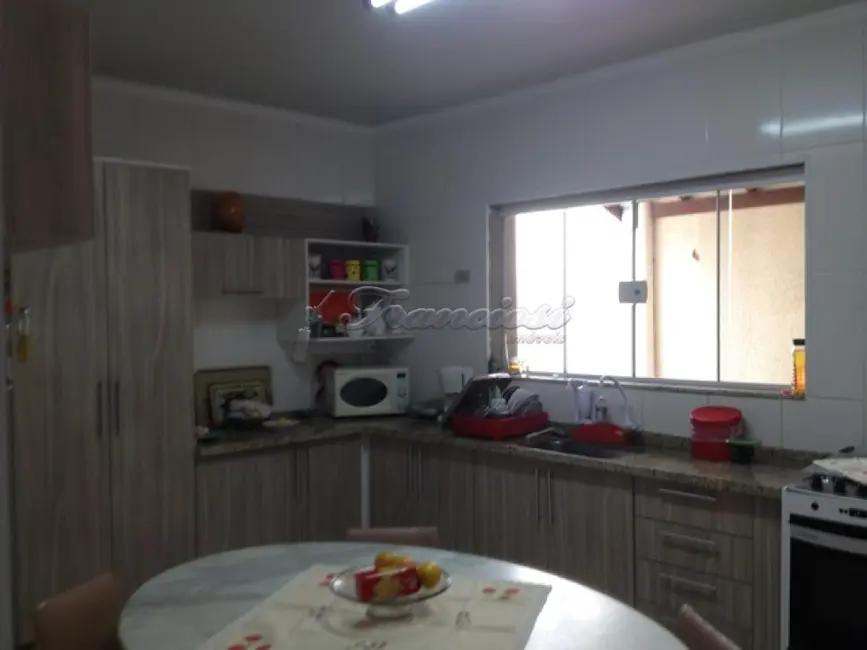 Casa com 3 quartos à venda, 209m2 em Jardim Paulista, Itapetininga - SP - imagem 3 Foto 3 de Casa com 3 quartos à venda, 209m2 em Jardim Paulista, Itapetininga - SP