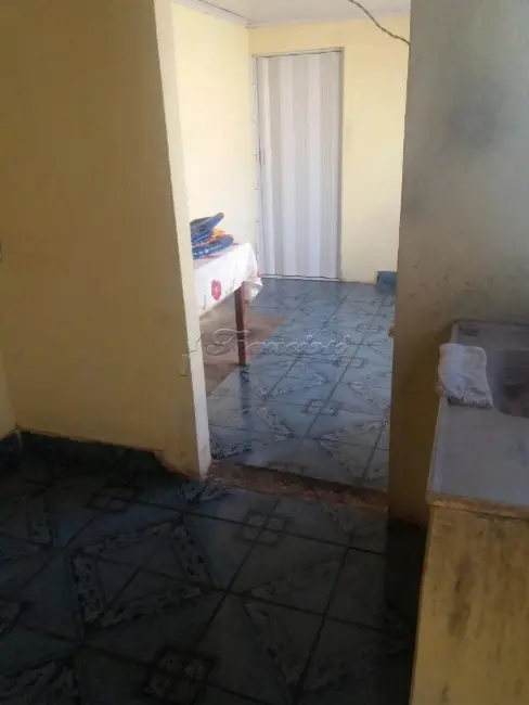 Casa com 2 quartos à venda, 135m2 em Vila Arruda, Itapetininga - SP - imagem 6 Foto 6 de Casa com 2 quartos à venda, 135m2 em Vila Arruda, Itapetininga - SP