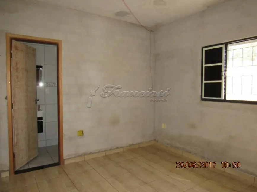 Casa com 3 quartos à venda, 96m2 em Itapetininga - SP - imagem 8 Foto 8 de Casa com 3 quartos à venda, 96m2 em Itapetininga - SP