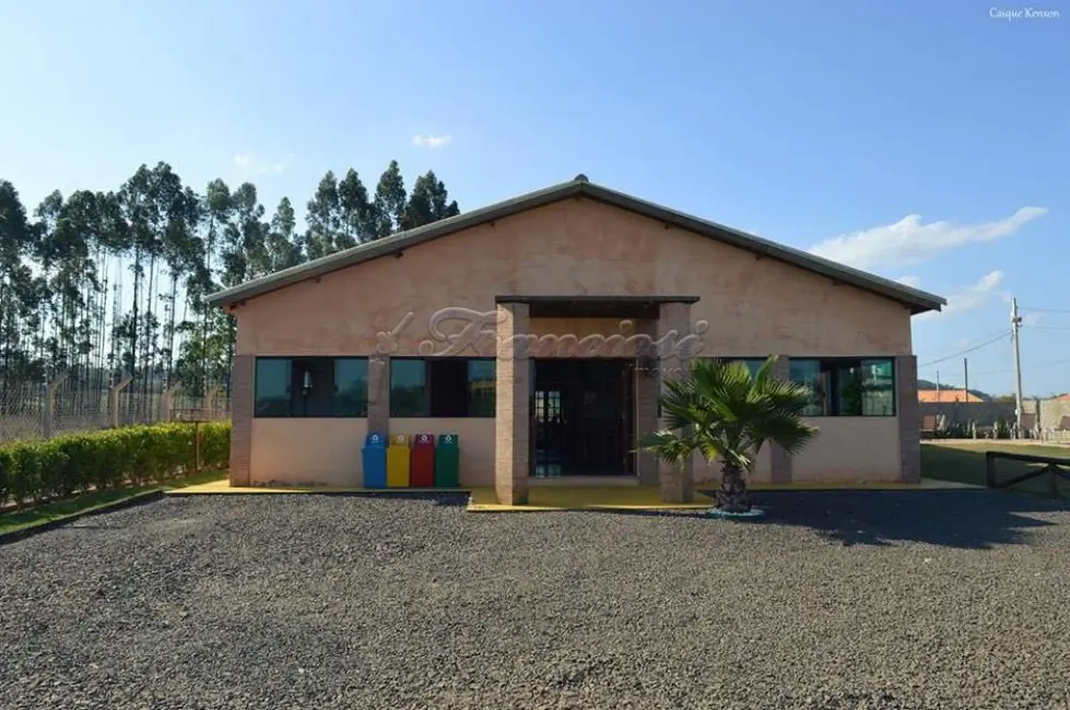 Fazenda / Haras à venda, 3000m2 em Angatuba - SP - imagem 4 Foto 4 de Fazenda / Haras à venda, 3000m2 em Angatuba - SP