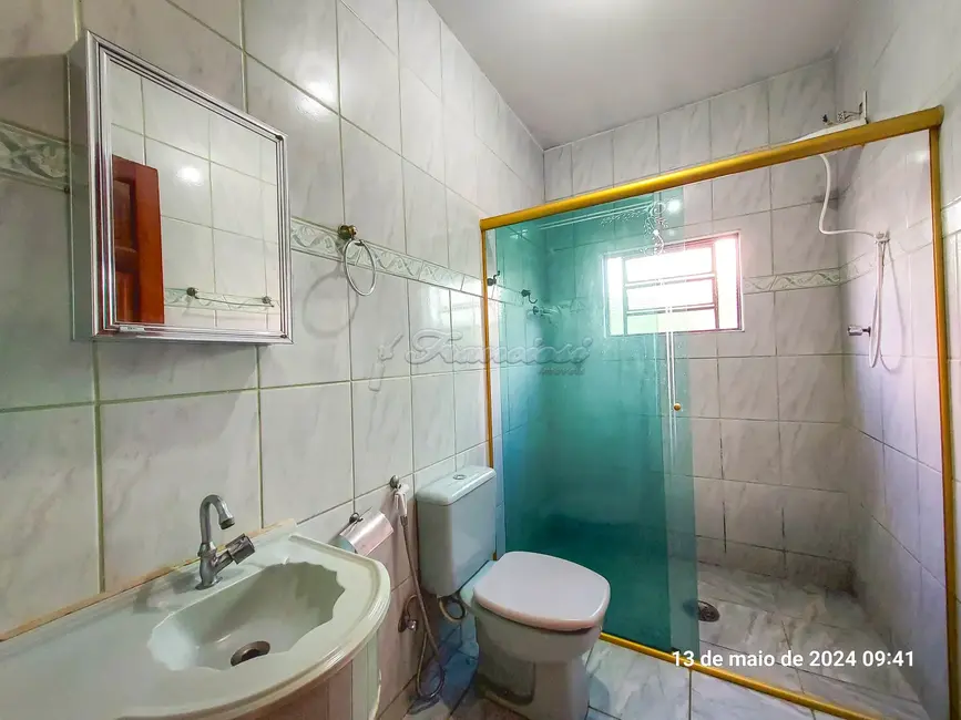 Casa com 2 quartos à venda, 150m2 em Parque da Lagoa, Itapetininga - SP - imagem 3 Foto 3 de Casa com 2 quartos à venda, 150m2 em Parque da Lagoa, Itapetininga - SP