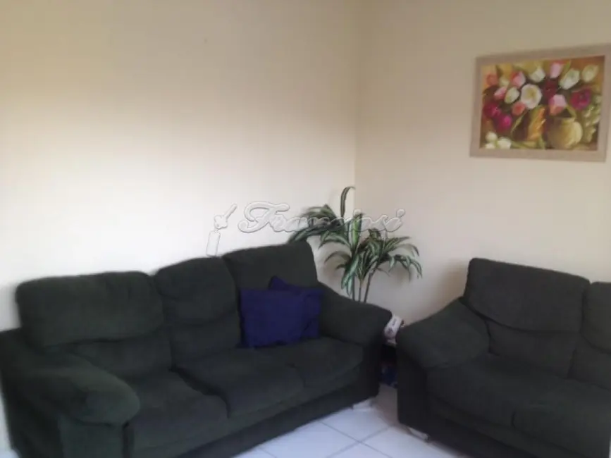 Foto 1 de Casa com 2 quartos à venda, 80m2 em Vila Nastri, Itapetininga - SP
