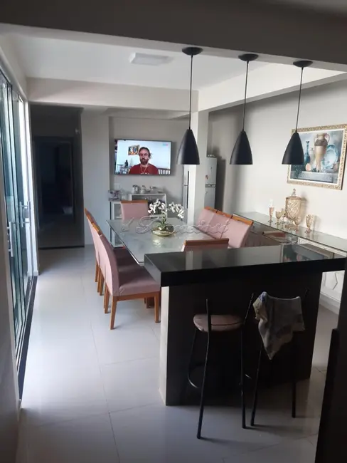 Casa com 3 quartos à venda, 175m2 em Morada do Sol, Itapetininga - SP - imagem 4 Foto 4 de Casa com 3 quartos à venda, 175m2 em Morada do Sol, Itapetininga - SP