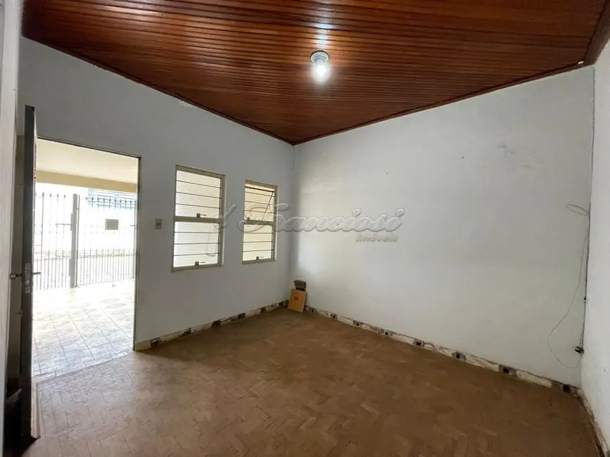 Foto 1 de Casa com 3 quartos à venda, 124m2 em Centro, Itapetininga - SP