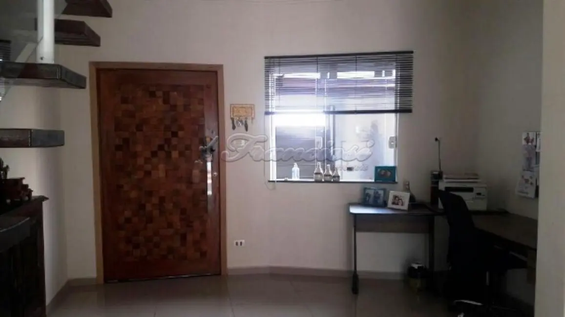 Casa com 3 quartos à venda, 120m2 em Jardim Casa Grande, Itapetininga - SP - imagem 1 Foto 1 de Casa com 3 quartos à venda, 120m2 em Jardim Casa Grande, Itapetininga - SP