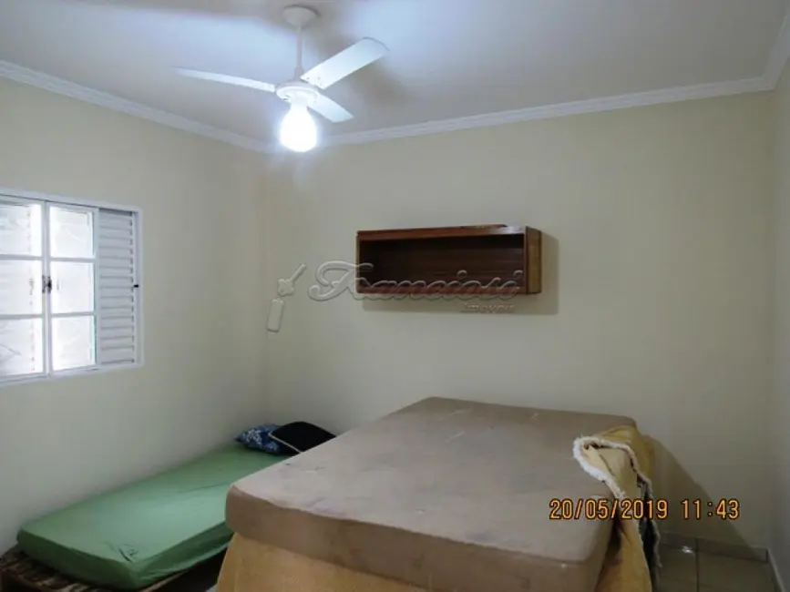 Foto 4 de Casa com 2 quartos à venda, 85m2 em Vila Arruda, Itapetininga - SP