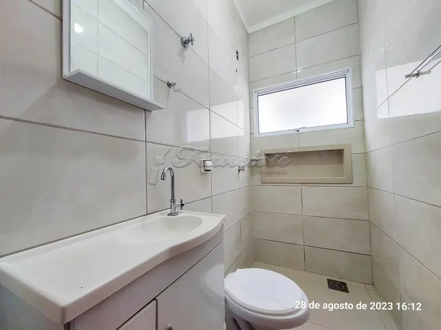 Casa de Condomínio com 3 quartos à venda, 150m2 em Vila Popular, Itapetininga - SP - imagem 7 Foto 7 de Casa de Condomínio com 3 quartos à venda, 150m2 em Vila Popular, Itapetininga - SP