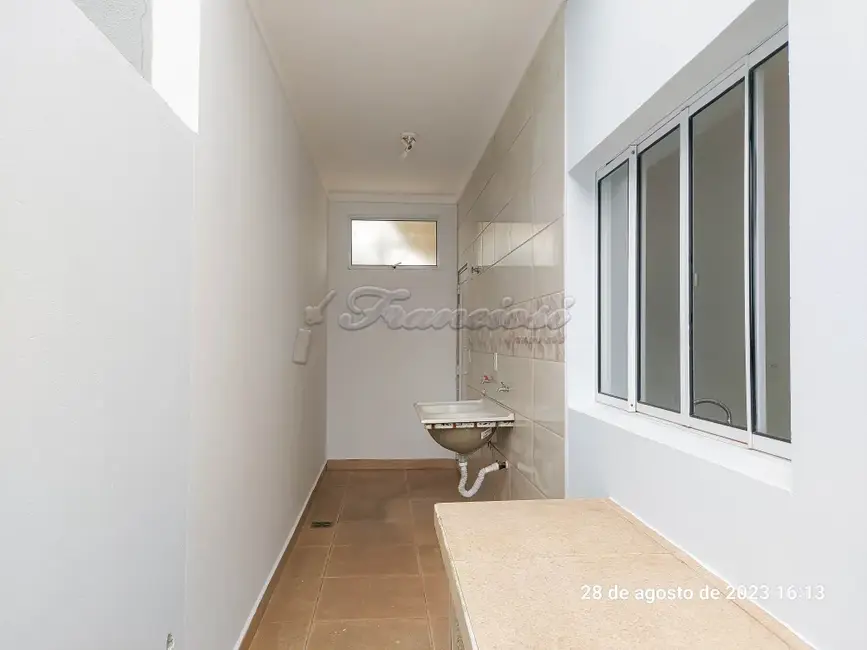 Casa de Condomínio com 3 quartos à venda, 150m2 em Vila Popular, Itapetininga - SP - imagem 9 Foto 9 de Casa de Condomínio com 3 quartos à venda, 150m2 em Vila Popular, Itapetininga - SP