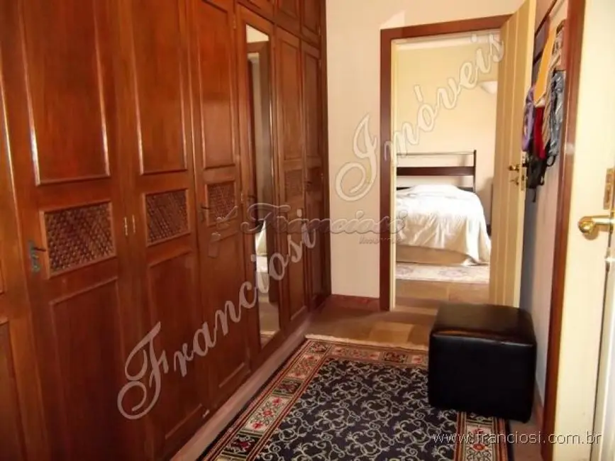 Casa com 3 quartos à venda, 410m2 em Vila Maria, Itapetininga - SP - imagem 8 Foto 8 de Casa com 3 quartos à venda, 410m2 em Vila Maria, Itapetininga - SP