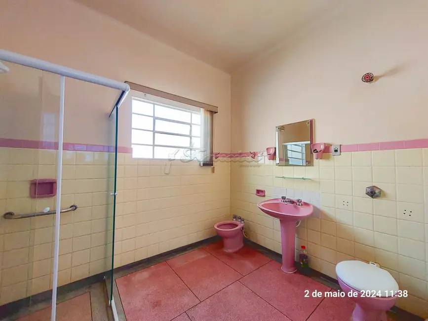 Casa com 3 quartos à venda, 188m2 em Centro, Itapetininga - SP - imagem 9 Foto 9 de Casa com 3 quartos à venda, 188m2 em Centro, Itapetininga - SP