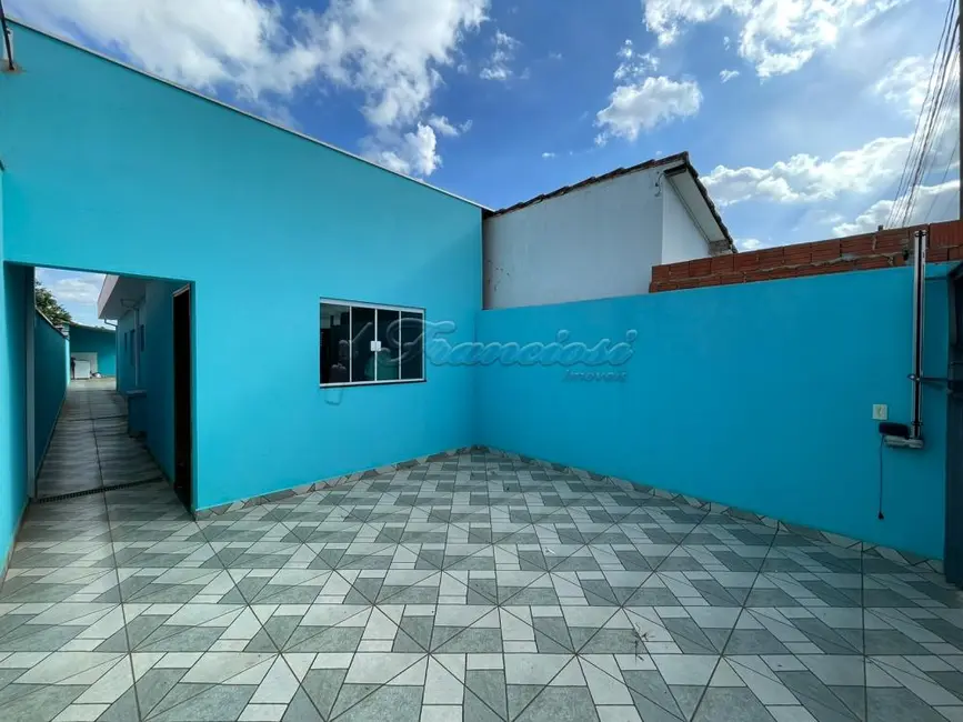 Foto 1 de Casa com 2 quartos à venda, 150m2 em Vila Célia, Itapetininga - SP