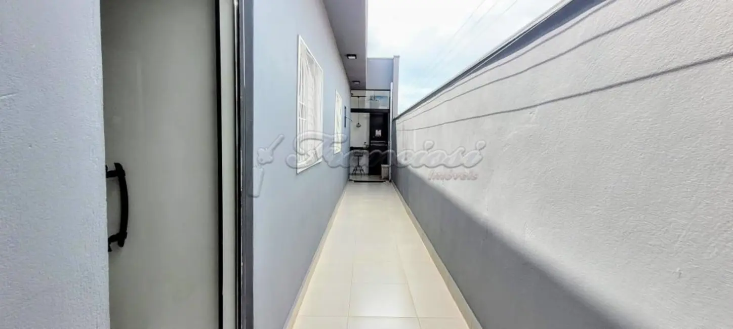 Casa de Condomínio com 3 quartos à venda, 150m2 em Jardim Marabá, Itapetininga - SP - imagem 6 Foto 6 de Casa de Condomínio com 3 quartos à venda, 150m2 em Jardim Marabá, Itapetininga - SP