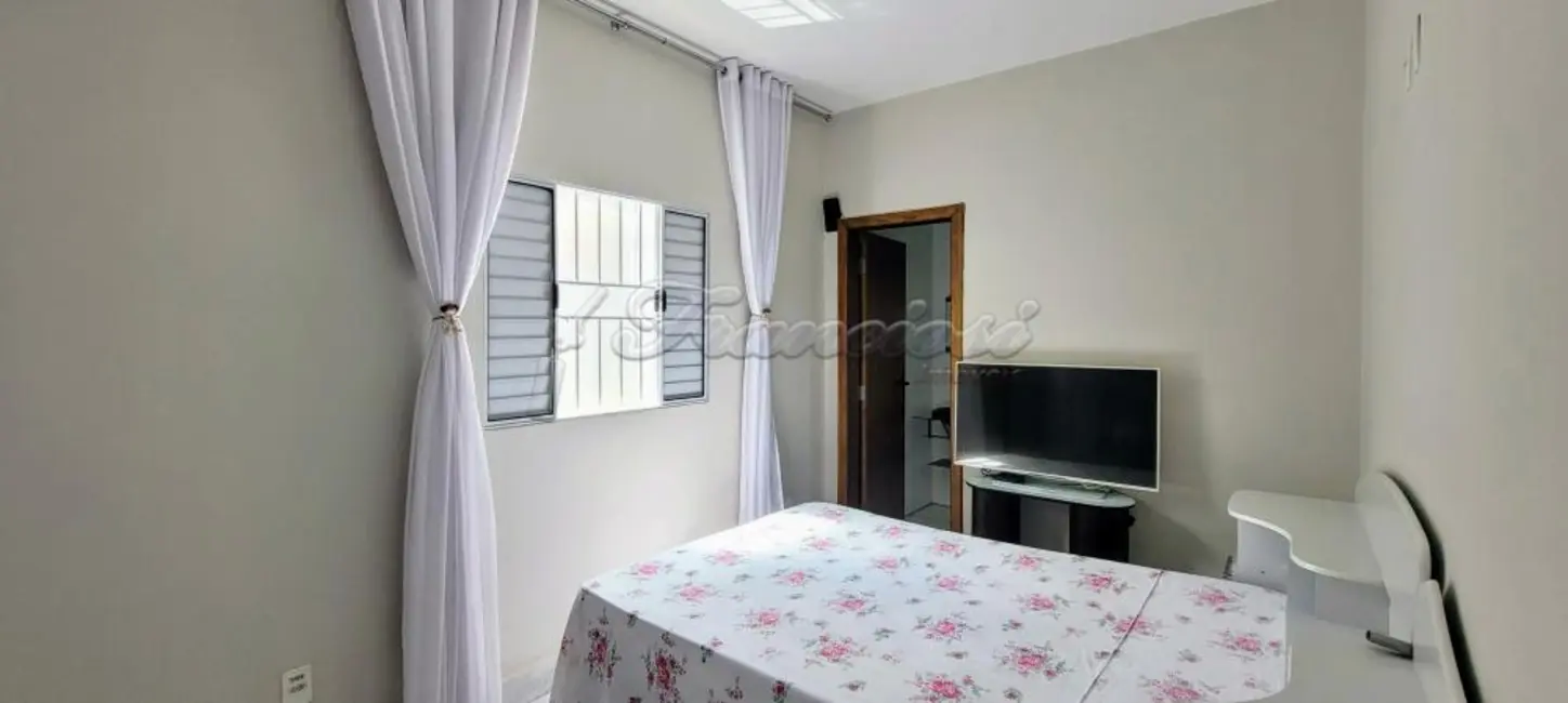 Casa de Condomínio com 3 quartos à venda, 150m2 em Jardim Marabá, Itapetininga - SP - imagem 4 Foto 4 de Casa de Condomínio com 3 quartos à venda, 150m2 em Jardim Marabá, Itapetininga - SP
