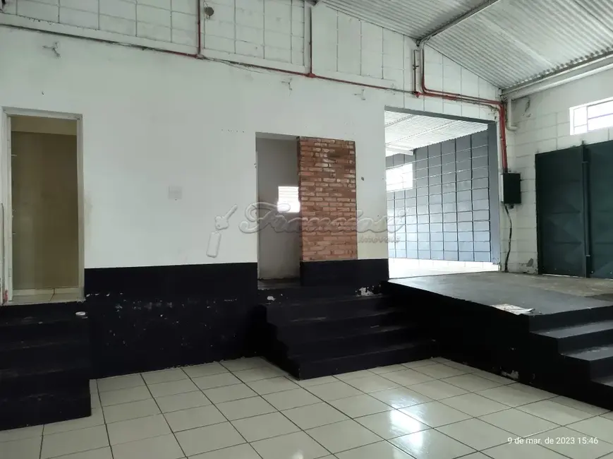 Sala Comercial à venda, 300m2 em Vila Rio Branco, Itapetininga - SP - imagem 6 Foto 6 de Sala Comercial à venda, 300m2 em Vila Rio Branco, Itapetininga - SP