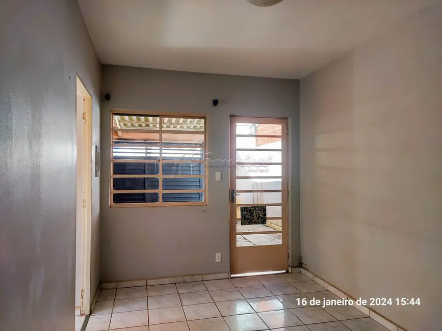 Casa com 3 quartos à venda, 200m2 em Itapetininga - SP - imagem 7 Foto 7 de Casa com 3 quartos à venda, 200m2 em Itapetininga - SP