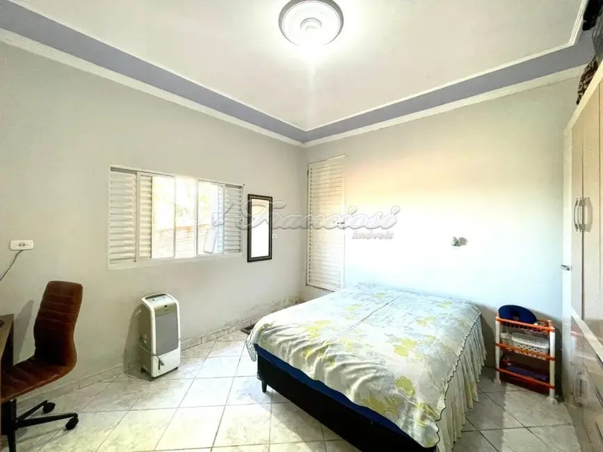 Casa com 3 quartos à venda, 150m2 em Vila Piedade, Itapetininga - SP - imagem 6 Foto 6 de Casa com 3 quartos à venda, 150m2 em Vila Piedade, Itapetininga - SP