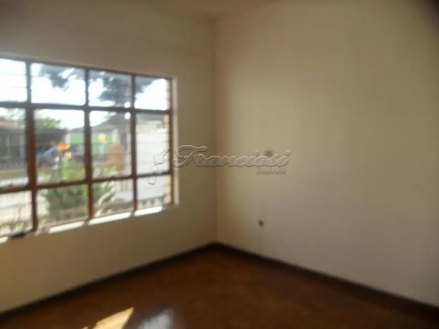 Foto 1 de Casa com 3 quartos à venda, 330m2 em Vila Bela Vista, Capao Bonito - SP